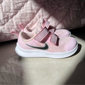 Nike toddler shoes